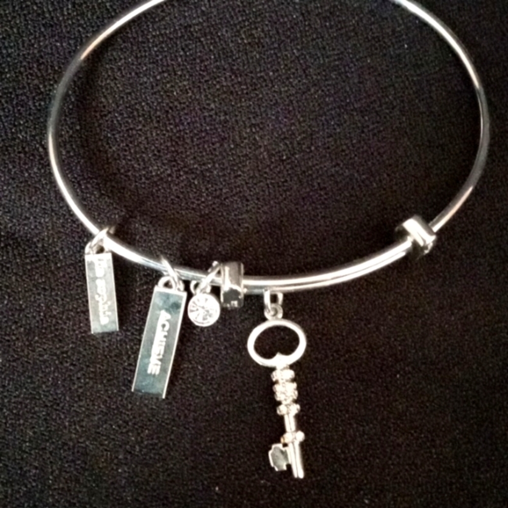 Friendship Circle - Achieve bracelet